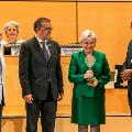 Dr Lisbeth Quesada Tristán, President of the Pro Palliative Care Unit Foundation, Costa Rica, receiving the 2018 Sasakawa Health Prize for her outstanding innovative work in health development