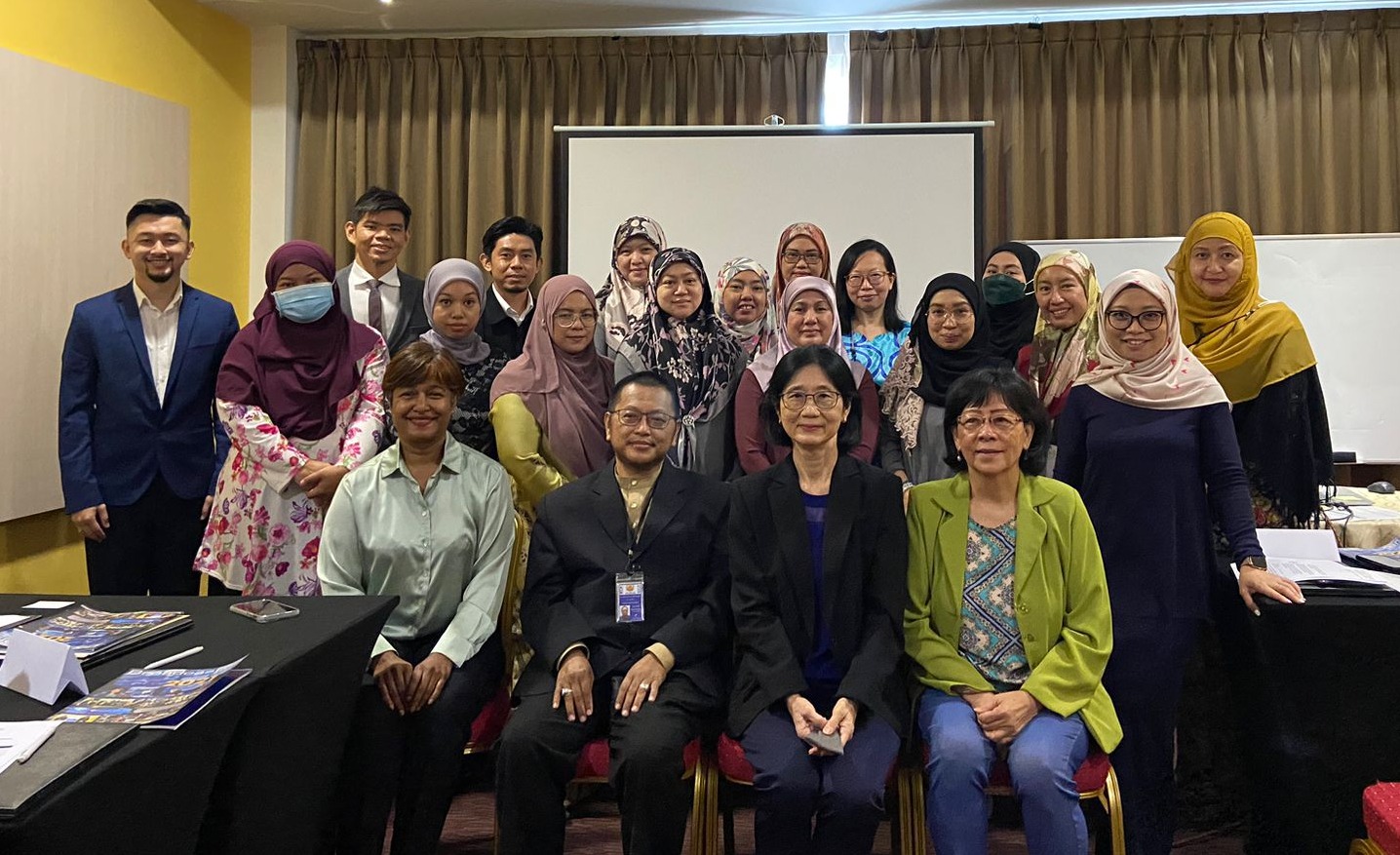 Group photo of public health experts in Brunei